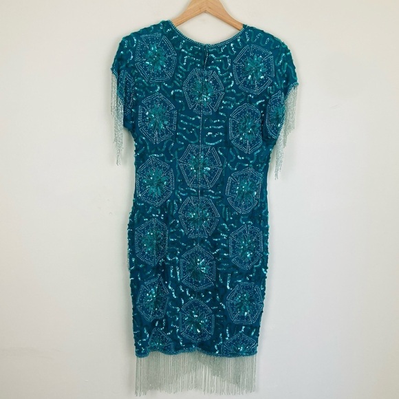 Vintage teal blue beaded and sequined dress. Beaded fringe. Size 8 - Picture 8 of 10